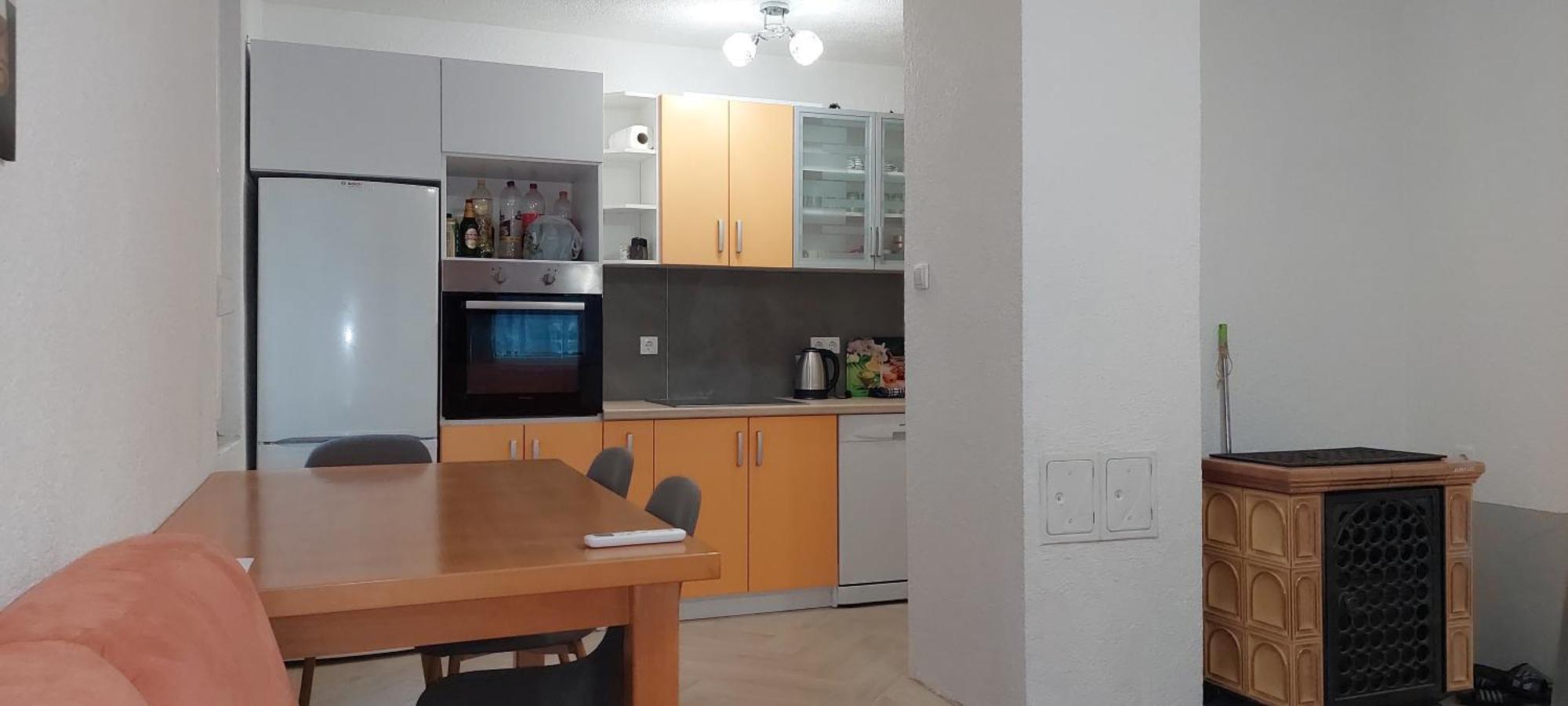 Apartment N&m *